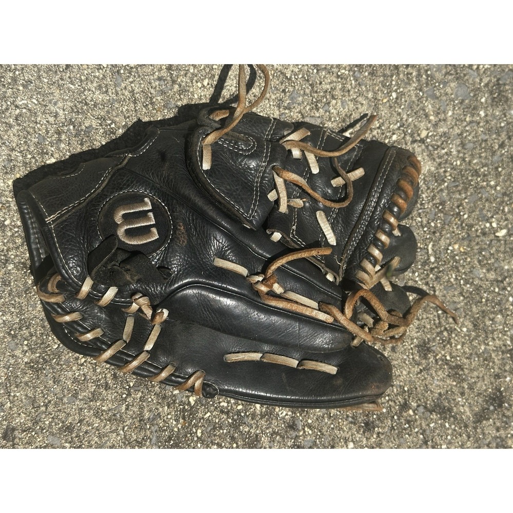Wilson A500 10" Youth Game Ready Boys Black Fully‎ Broken In!! RHT